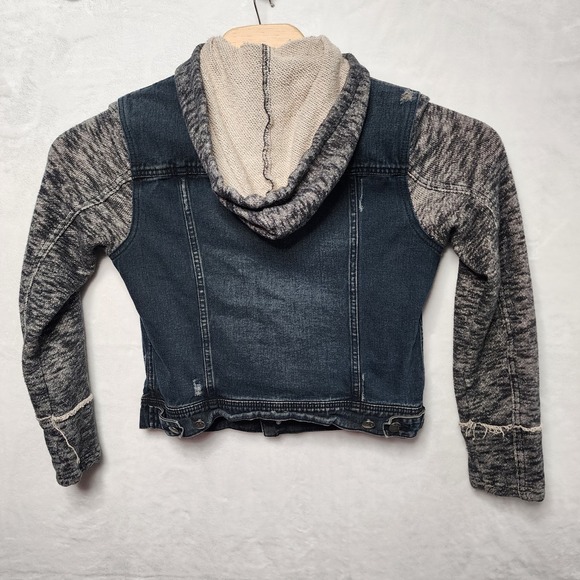 Free People Jean Jacket Womens Medium‎ Denim w/ Knit Sleeves & Hooded Distressed - Picture 2 of 9